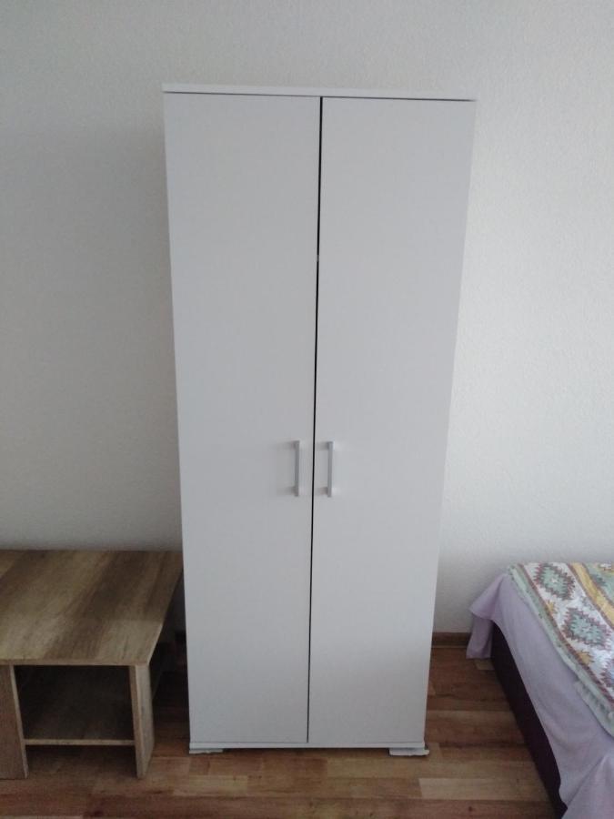 Apartmany Fantagiro Kaluza Exterior photo