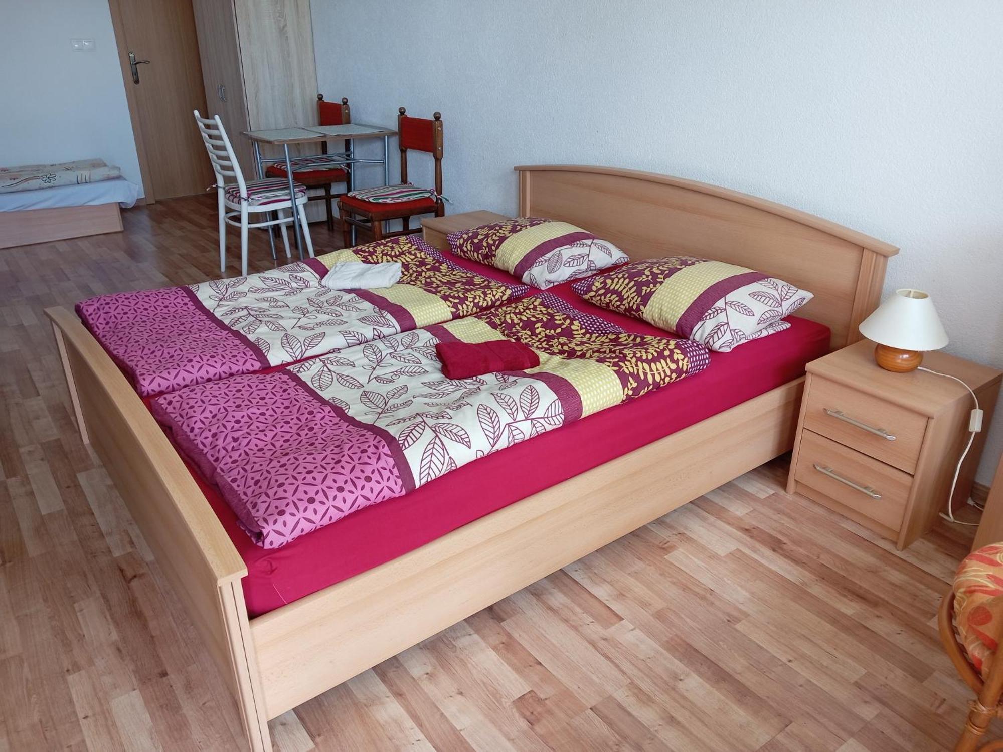 Apartmany Fantagiro Kaluza Exterior photo